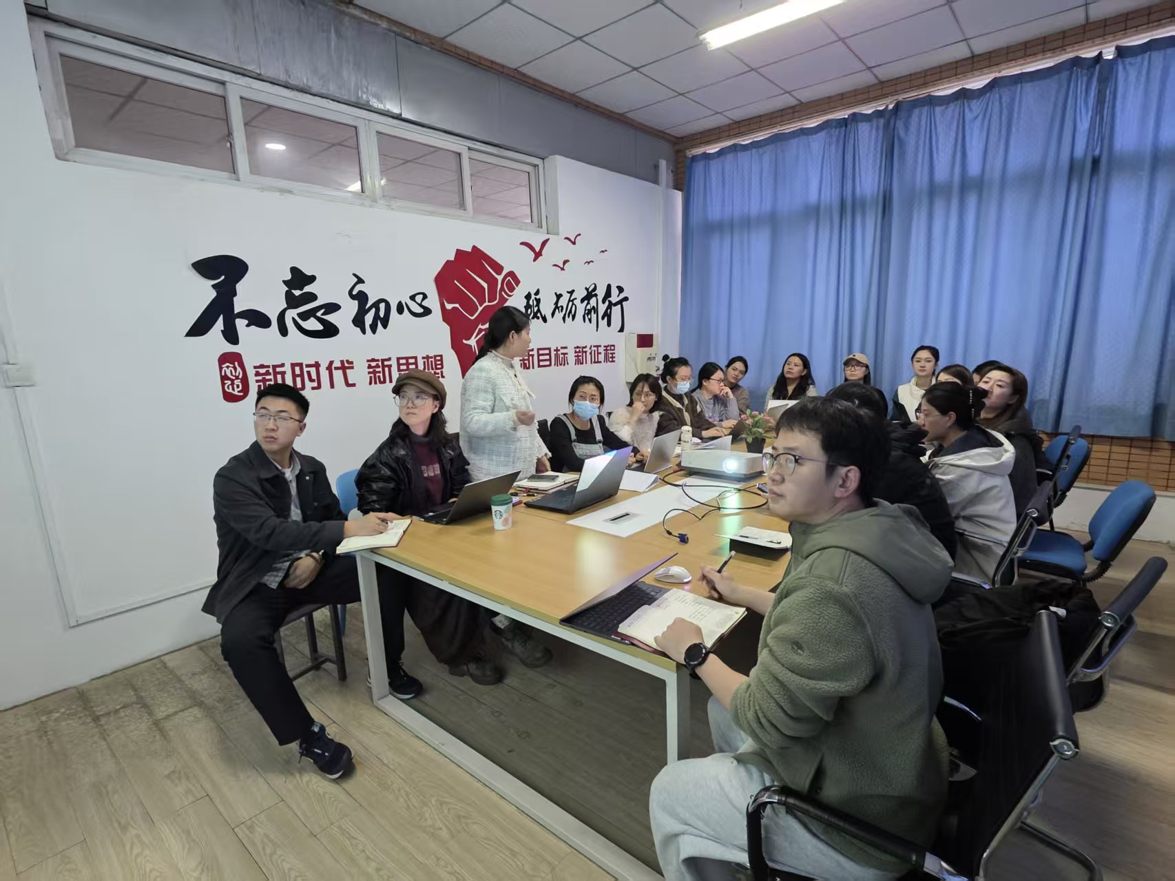 智能工程学院召开班级建设培训会，聚力共绘成长蓝图